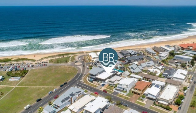 Relax in luxury and style with stunning ocean views at Merewether Beach Haven in Merewether