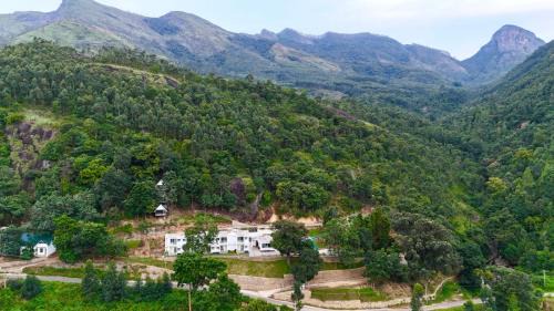 Rock N Brook Resort Kanthalloor