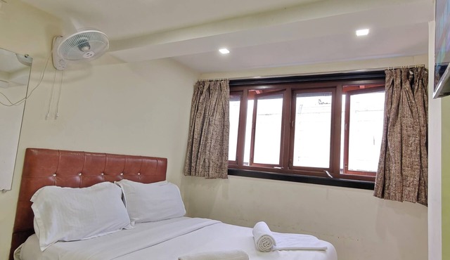 Sadguru Lodge Near Tata Hospital