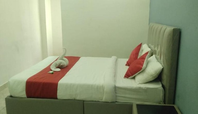 Sakas Manor Guest Rooms