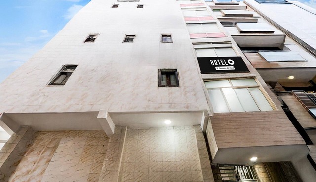 Saver SingleHotel Welcome Inn