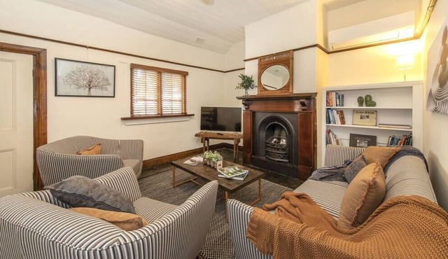 SELF'S COTTAGE unique & original private sanctuary in Willunga