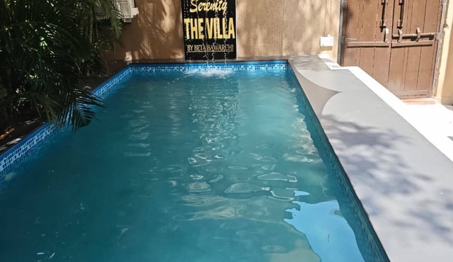 Serenity the villa by Beta Bawarchi