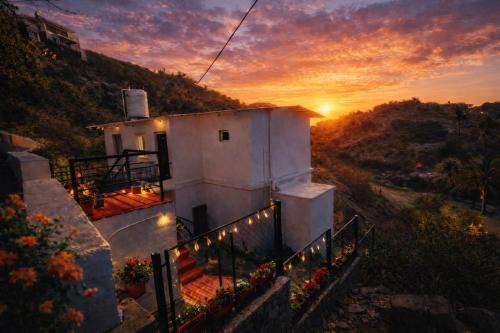 Sky Mount Villa