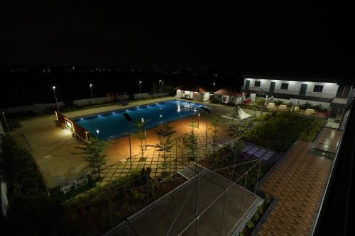 Soundarya Sapphires 7 Bedroom Private Pool Villa Near Bangalore