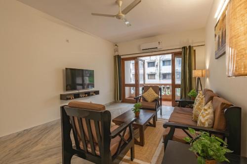 Spacious 2BHK 5 Min Walk To Zalor Beach