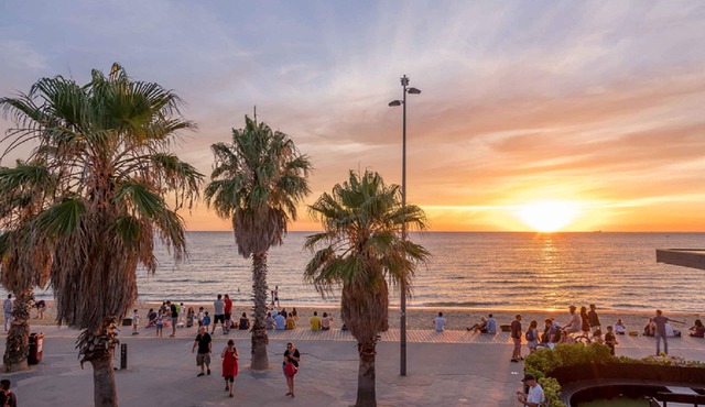 St Kilda Accommodation - Hostel in St Kilda