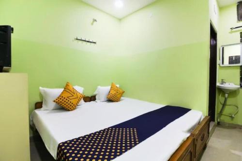 Star Guest House