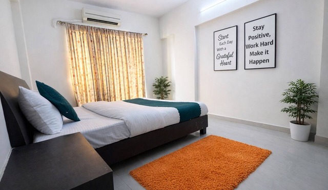 StayUrbanza-Cozy Modern Apartment | Prime Location | WiFi”
