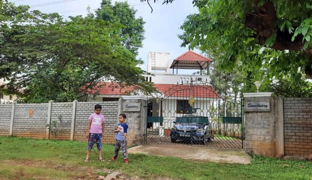 Sundar's Sanctuary - The Central Courtyard HomeStay