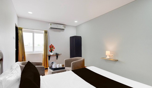 Super Townhouse B N Reddy