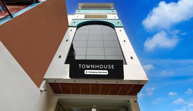 Super Townhouse Bairhana Road Prayagraj in Prayagraj