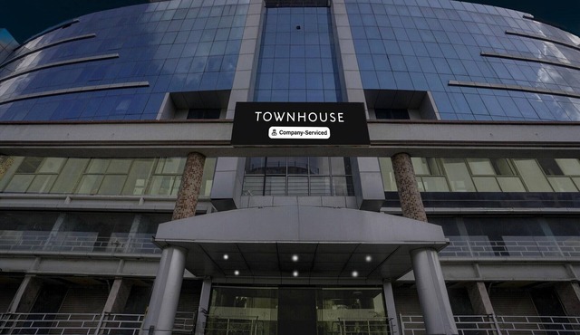 Super Townhouse Bharuch Near Railway