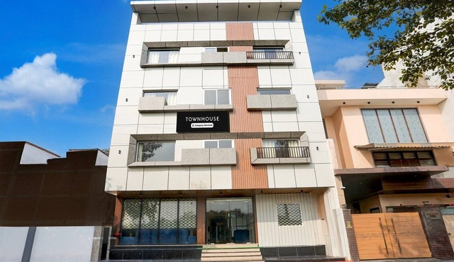Super Townhouse Taj Nagri Phase 2