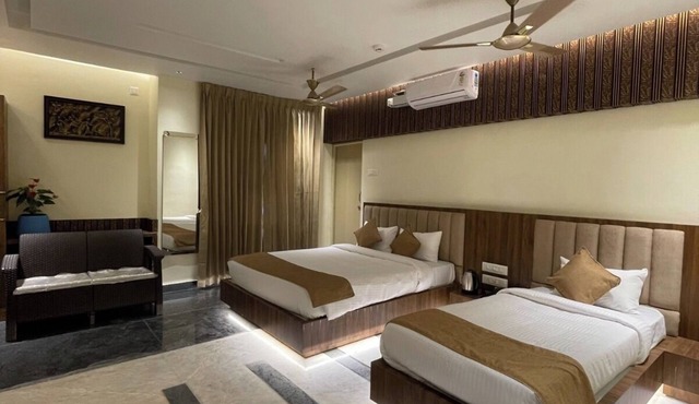 Suthanthira Stay Inn