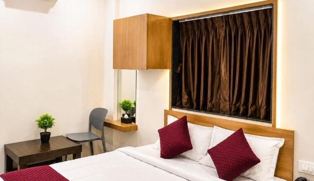 Swaroop Lodge