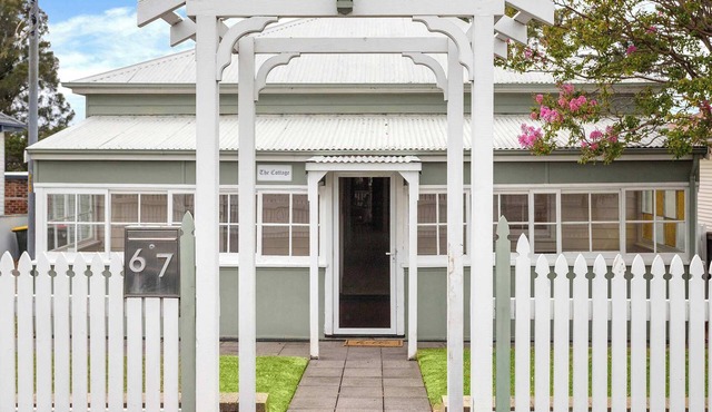 The Cottage - Shellharbour Village in Shellharbour