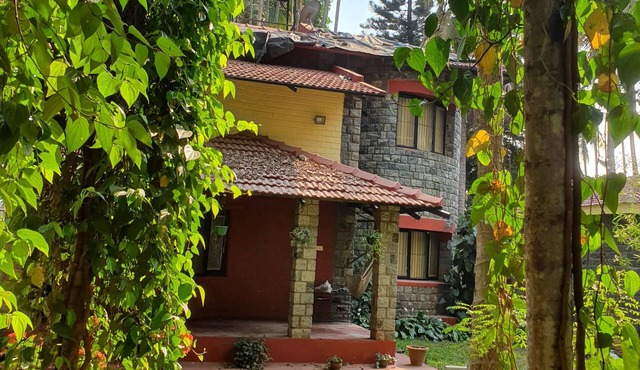 the 'Farm Estate Social' Colonial House in Nature