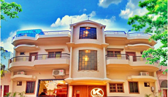 THE KASHI RESIDENCY