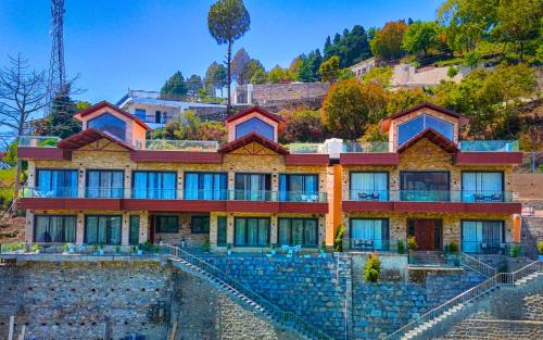 The Lake Ambience Signature Suites