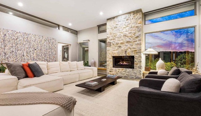 The Springs - architect-designed home with pool in Mullumbimby