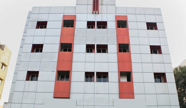 Townhouse Dange Chowk Bus Terminal