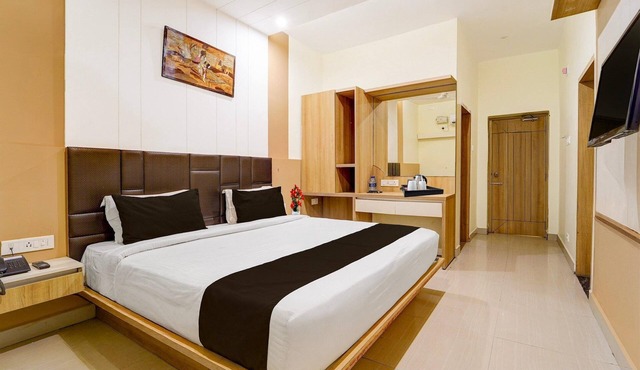 Townhouse Dindigul Rock Fort Ramora Grand