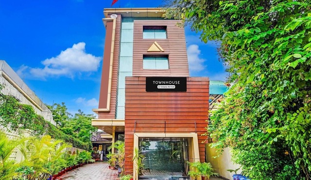Townhouse Jabalpur Station Annpurna