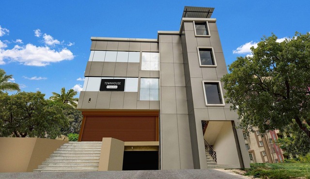 Townhouse Near Narsingi Manikonda