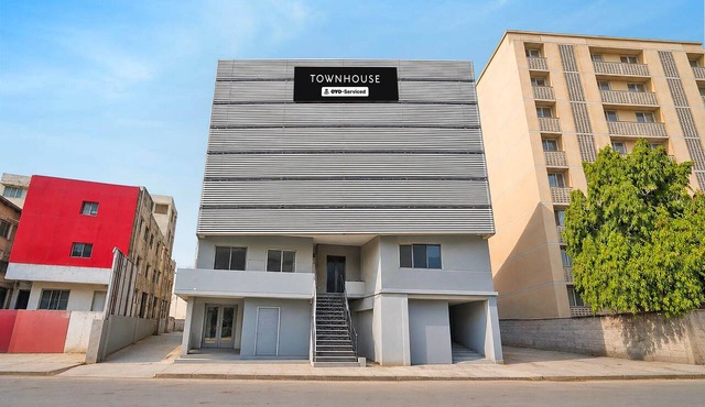 Townhouse Paldi Bus Terminal Ahmedabad