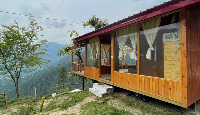 Tranquil 1-bedroom cabin in marvelous Kullu for a cozy stay in kullu