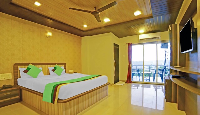 Treebo Balaji Excellency with Pool & Spa