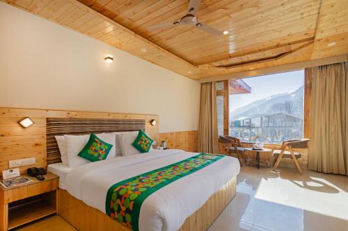 Treebo Premium Silverstone Resort With Mountain Valley View in Manāli