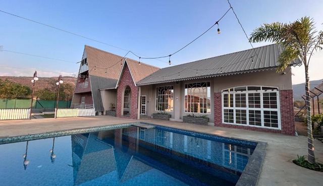 TRi7VILLA in Khamshet