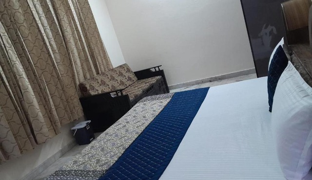 Tripta Guest House