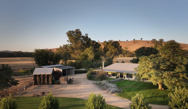 Two Rivers Lodge on the Goulburn River Acheron in Acheron