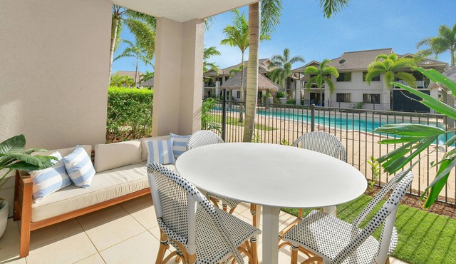 Unique Collection- Tropical resort apartment in Cairns