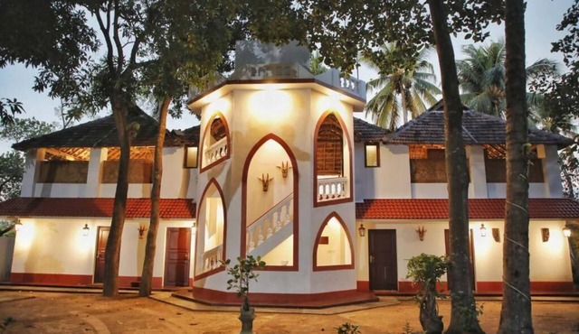 Vala House