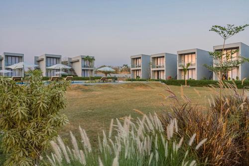 Vanam at Sasan