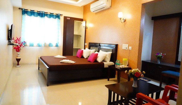 VJR Mahal and Vinayagam Residency