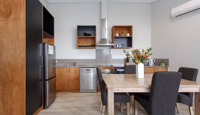 Waverley apartment C-one bedroom, wifi available in Perth