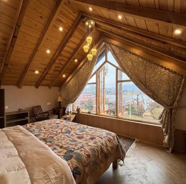Weather cottage