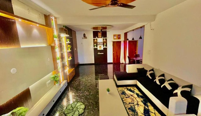 White diamond villa Gokarna in Gokarna