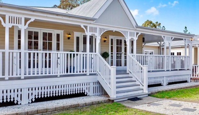 White Haven – Luxury Elegant Estate on 5 acres in Stanthorpe