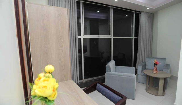 Wood Burn Hotel in Bogra