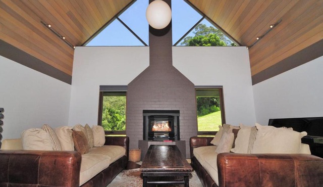 Yeola Lush location with river access in Upper Kangaroo River