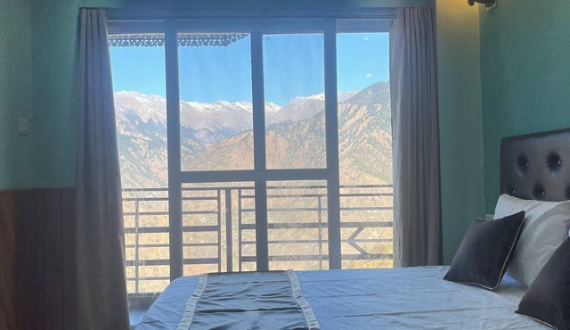 You home away from home in the mountains.