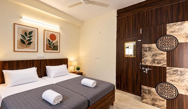 Z Express Strive in Noida