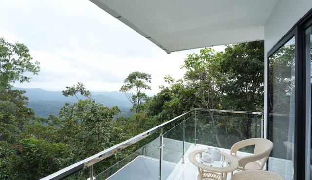 Zeezmount Resorts & Spa Munnar