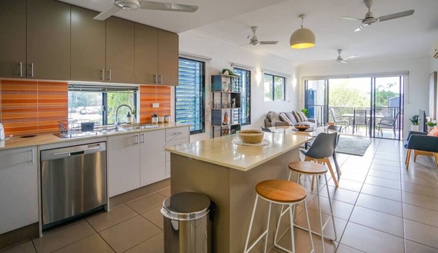 ZEN NOMAD - 2BR Nightcliff Apartment in Nightcliff